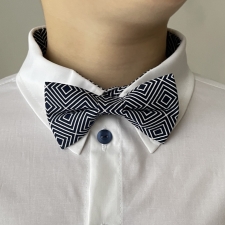 Bow Tie With Navy Blue Square Details