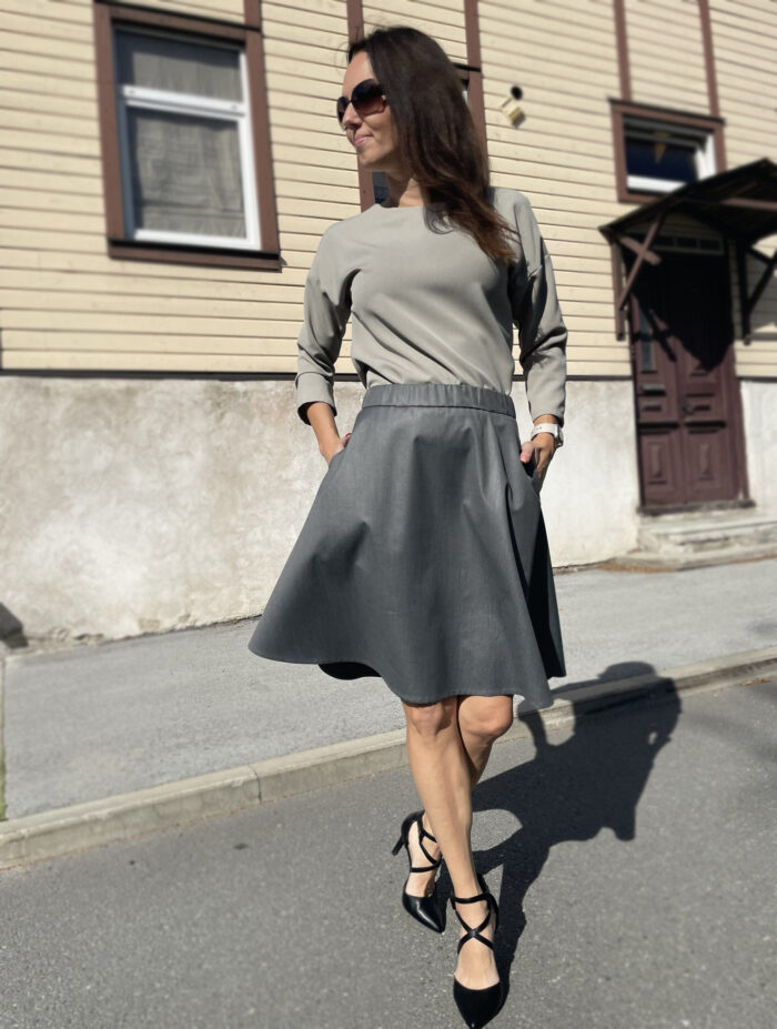 Hõbehall seelik - Image 1