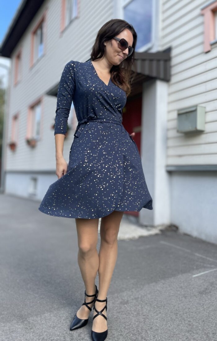 Wrapped Dress Navy Blue With Golden Glitter - Image 3