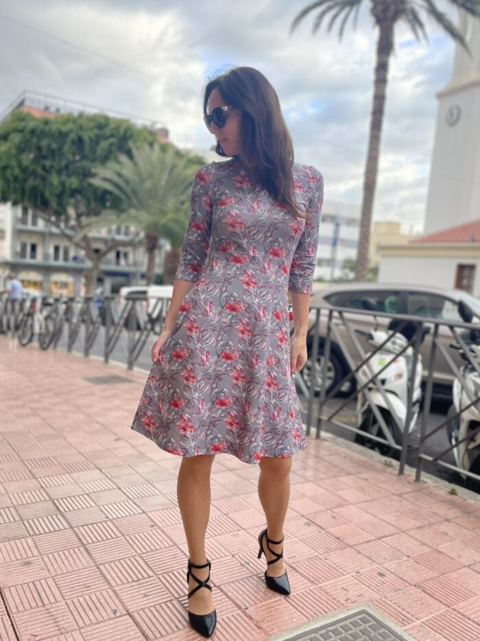 Hall kleit lilledega - Image 4