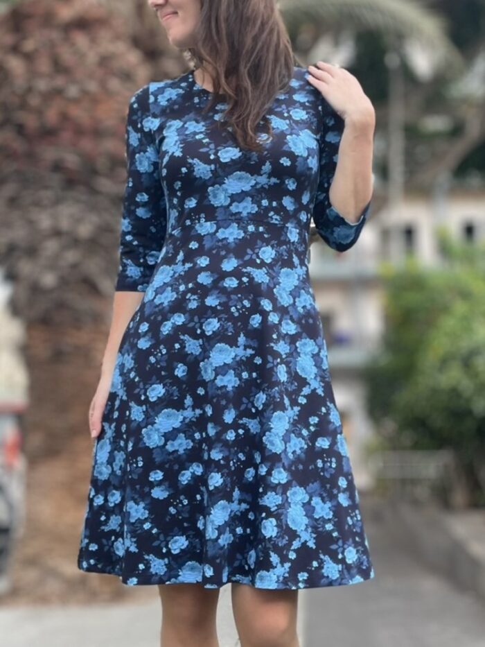 Öösinine kleit lilledega - Image 2