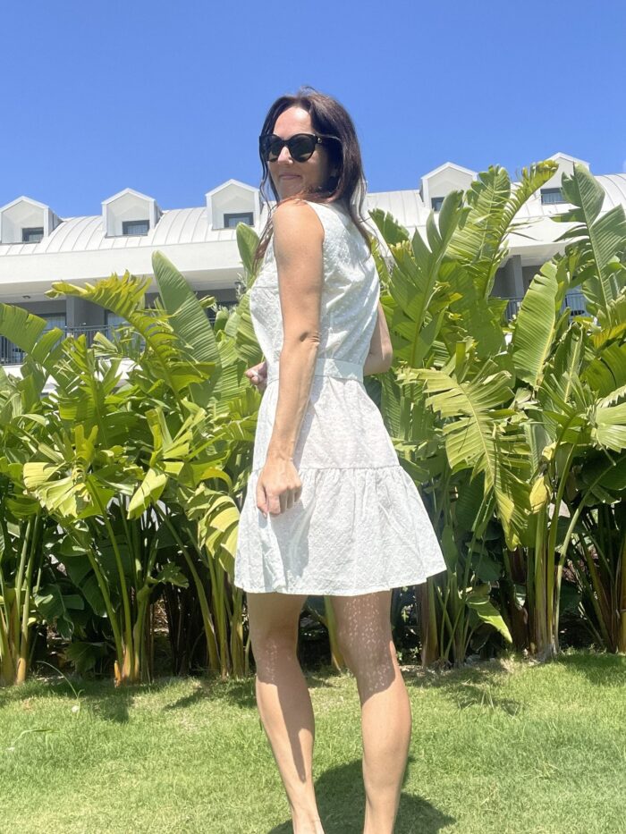 Valge pitskleit - Image 1