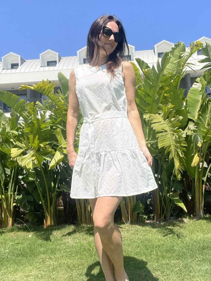 Valge pitskleit - Image 3