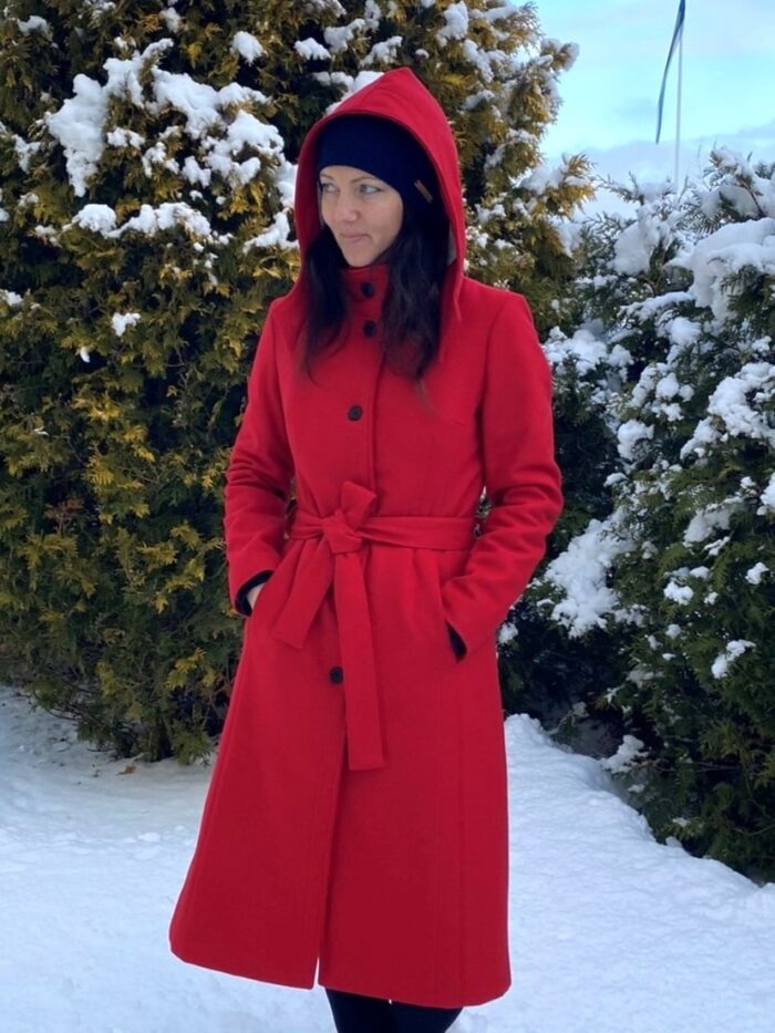 Red Wintercoat - Image 4
