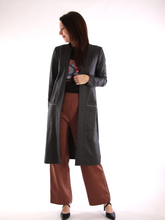 Hallikasmust kardigan - Image 3