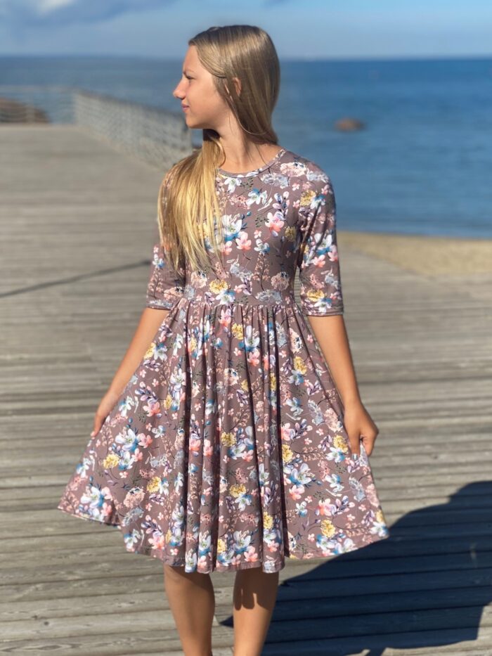 Creamy Floral Dress - Image 1