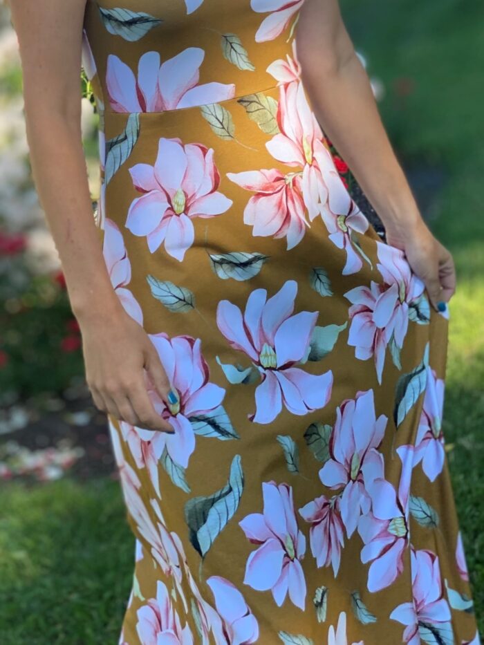Maksikleit sinepikarva lilledega MaxiDress Ochre Floral - Image 2
