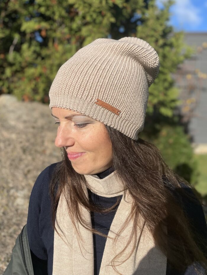 Beige Baggy Hat, 100% Merino Wool - Image 1