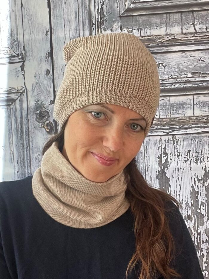 Beige Baggy Hat, 100% Merino Wool - Image 3