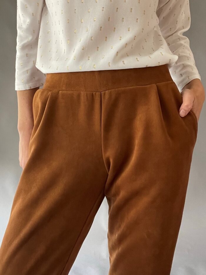 Kaamelikarva kunstnahast püksid - Image 2