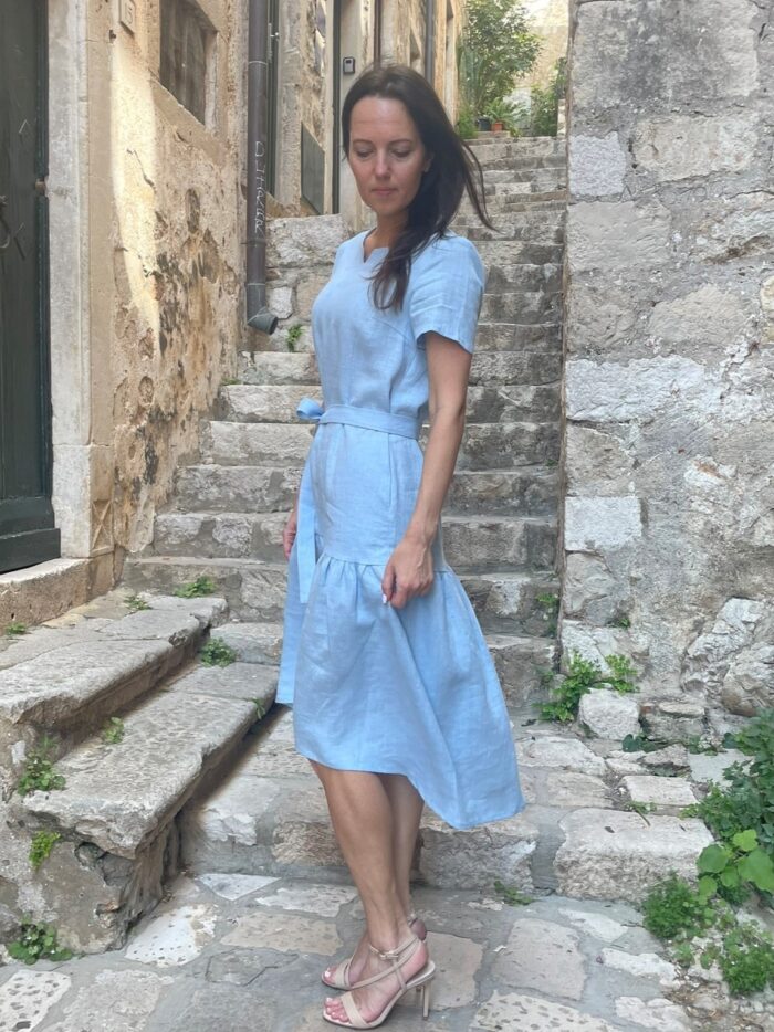 Helesinine kleit satsiga, 100% linane - Image 2