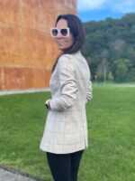 Creamy Luxurious Virgin Wool Jacket - Image 3
