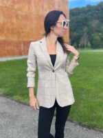 Creamy Luxurious Virgin Wool Jacket - Image 4
