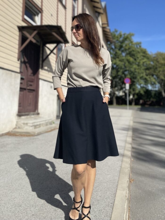 Black Skirt With Virgin Wool - Image 7