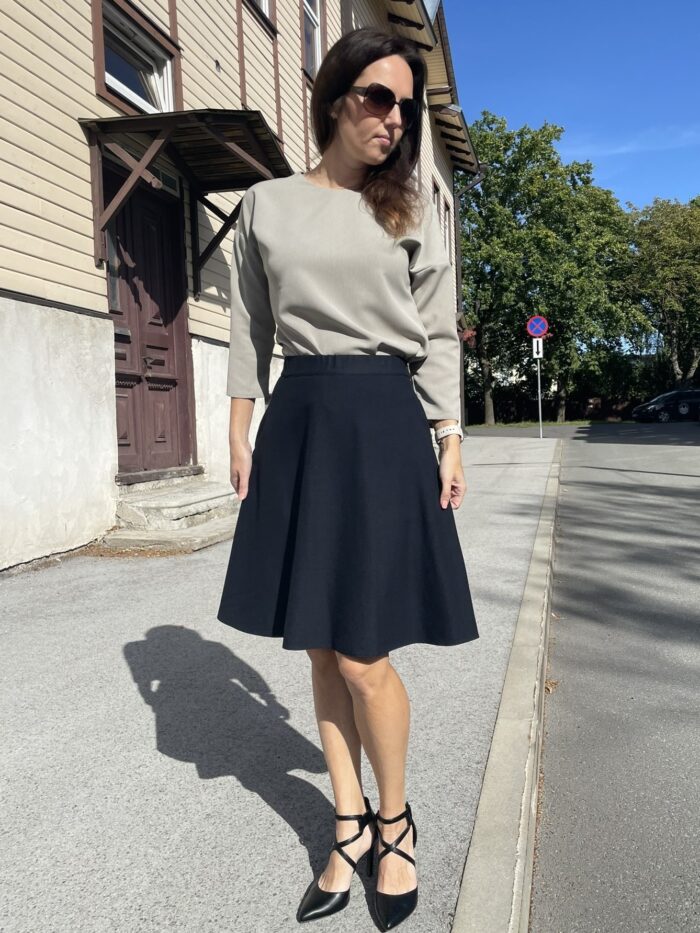 Black Skirt With Virgin Wool - Image 3