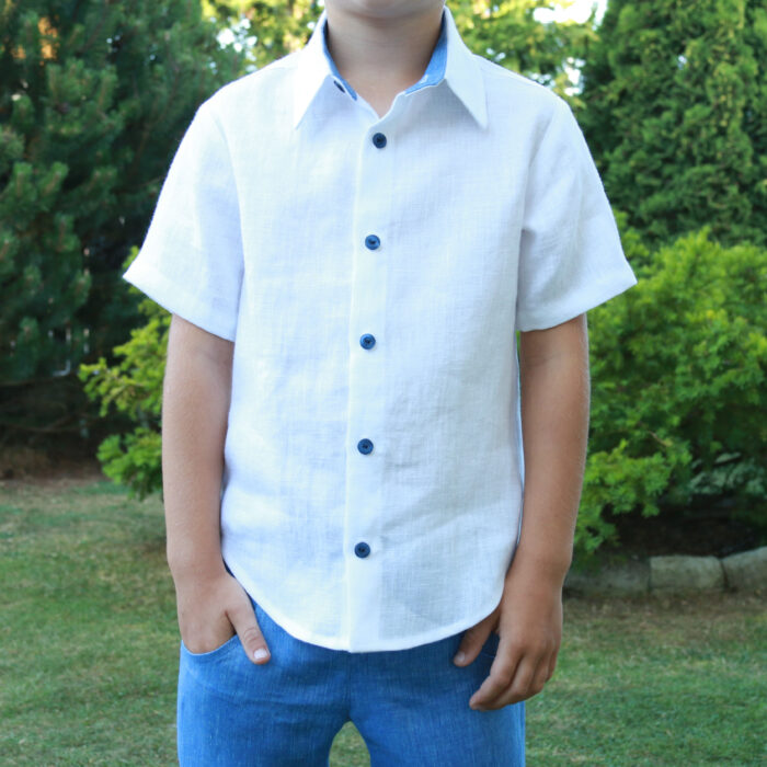 Valge siniste detailide ja lühikese varrukaga triiksärk, 100% linane - Image 1