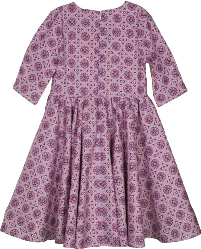 Kleit roosade ornamentidega - Image 4