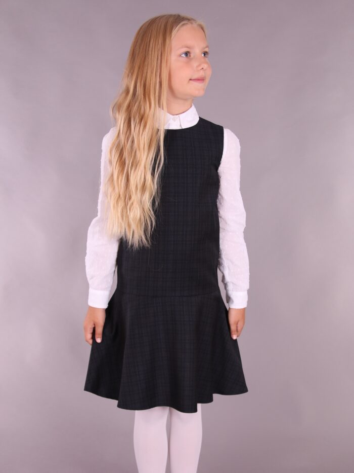 Valge koolipluus väikeste täppidega White Blouse - Image 3