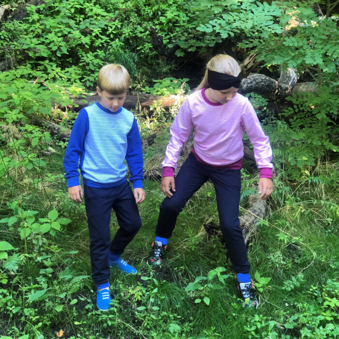 Tumesinised dressipüksid helesiniste detailidega - Image 3