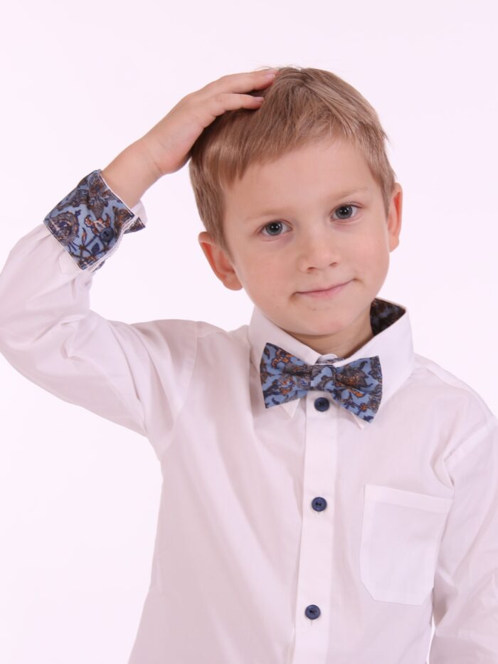 White shirt with blue details - Image 2