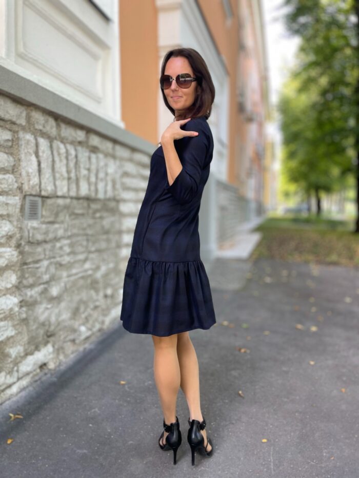 Tumesinine kleit satsiga, 100% peenvill Navy Blue Dress, 100% Virgin Wool - Image 3