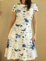 Valge kleit siniste lilledega - Image 2