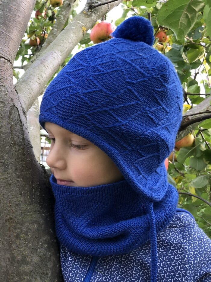 Sinine müts tuti ja paeltega, 100% meriinovill Blue Hat, 100% Merino Wool - Image 1