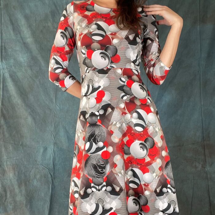 Maksikleit punane mustal - Image 1