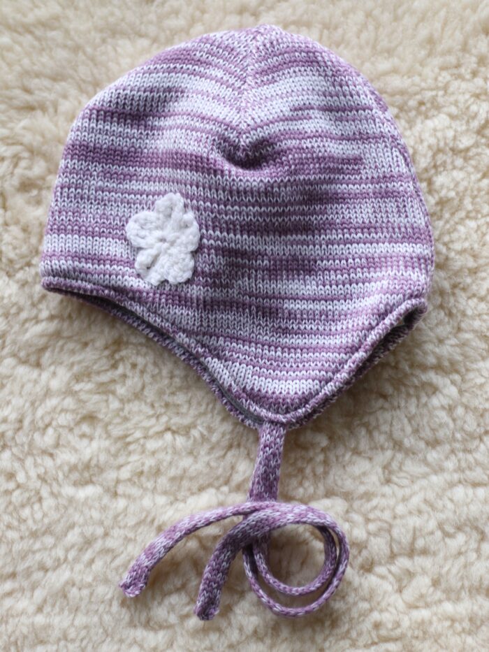 Sirelililla paeltega müts, 100% meriinovill - Image 1