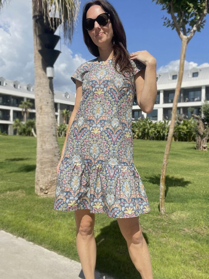 Dress India - Image 1