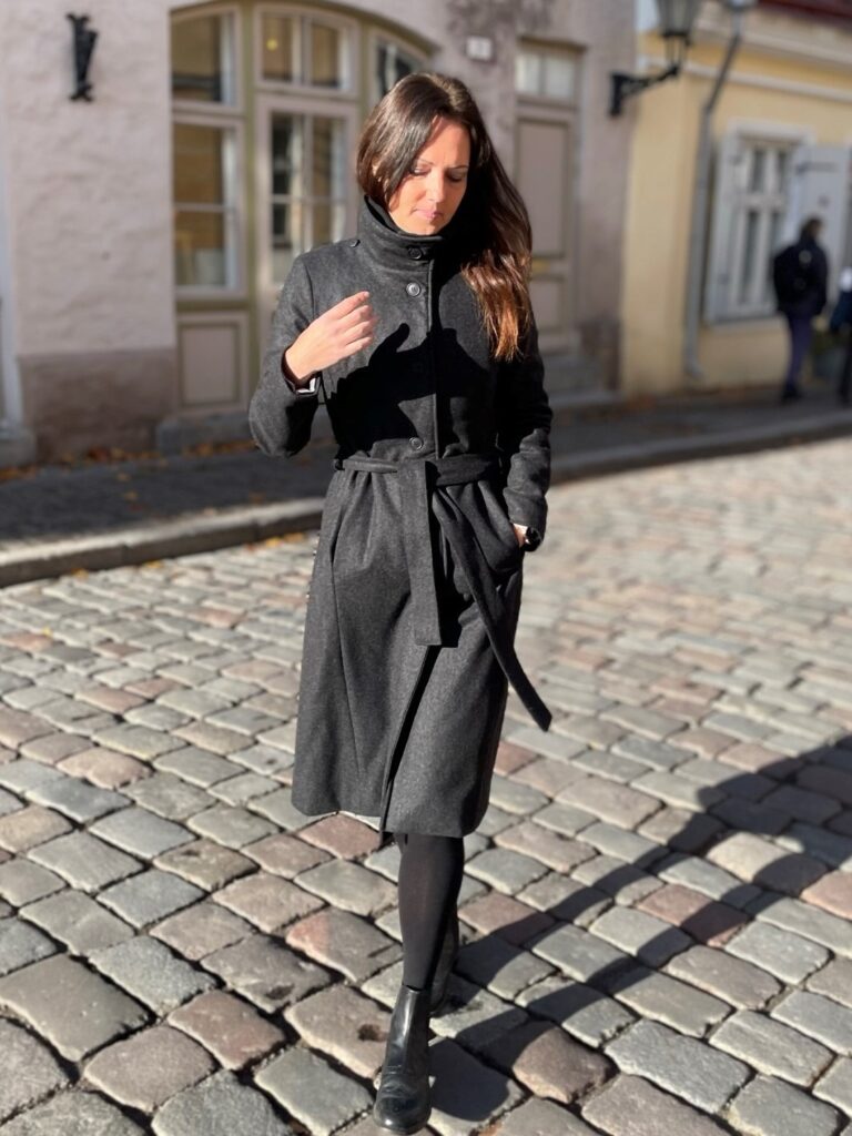 Dark Gray Wintercoat