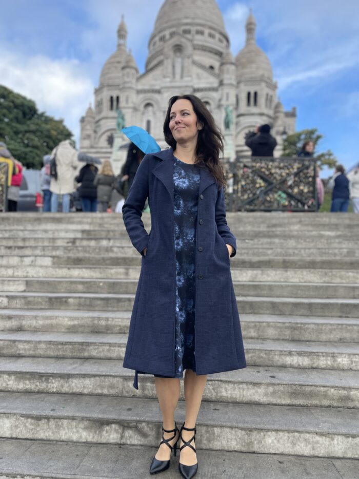 Tumesinine ruuduga kevadsügismantel, 100% peenvill - Image 2