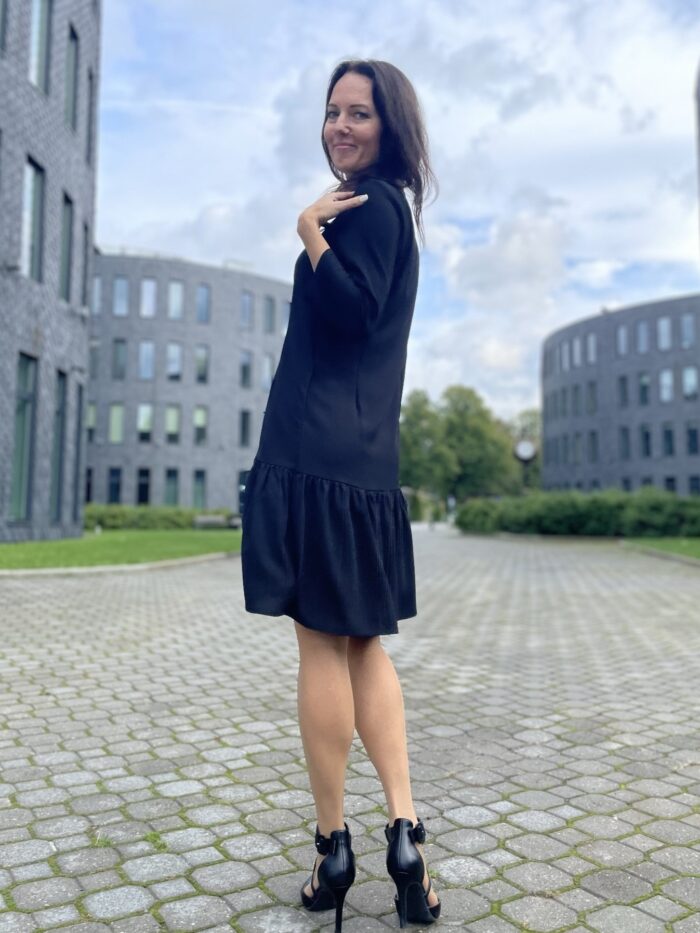 Black Dress - Image 4