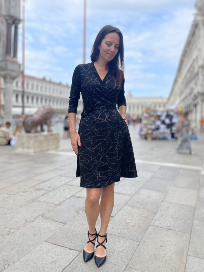 Wrapped Dress Black Graffity - Image 4