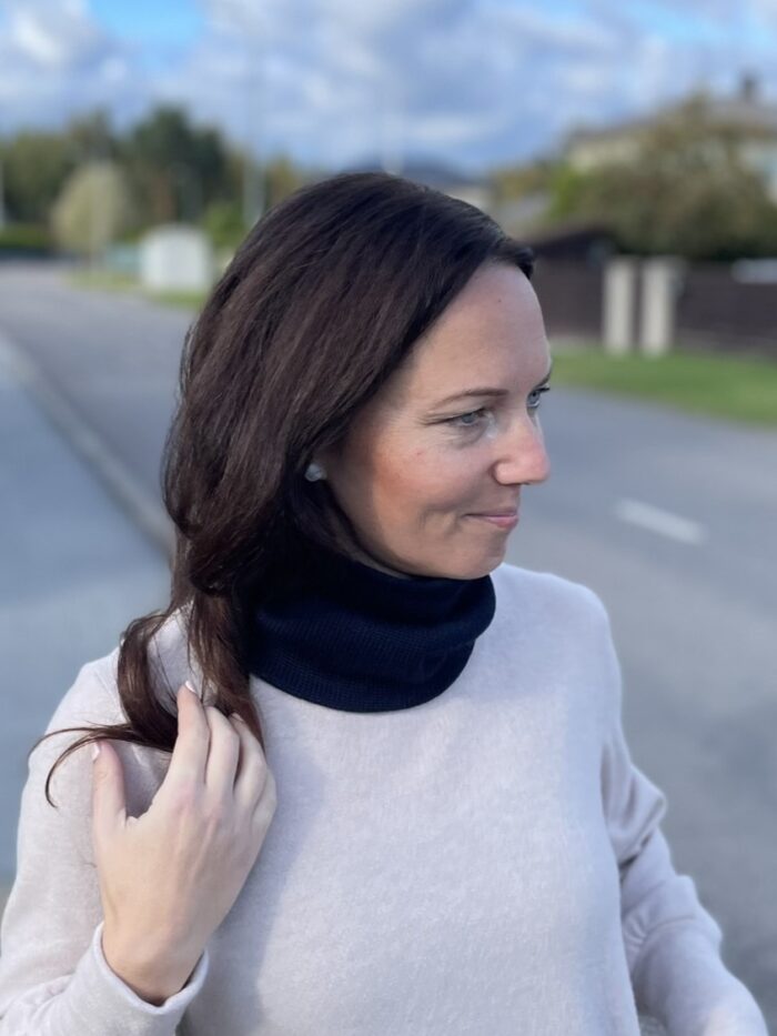 Tumesinine kaelussall, 100% meriinovill! - Image 3