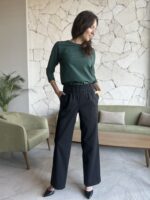 Mustad peenvillased püksid laia säärega