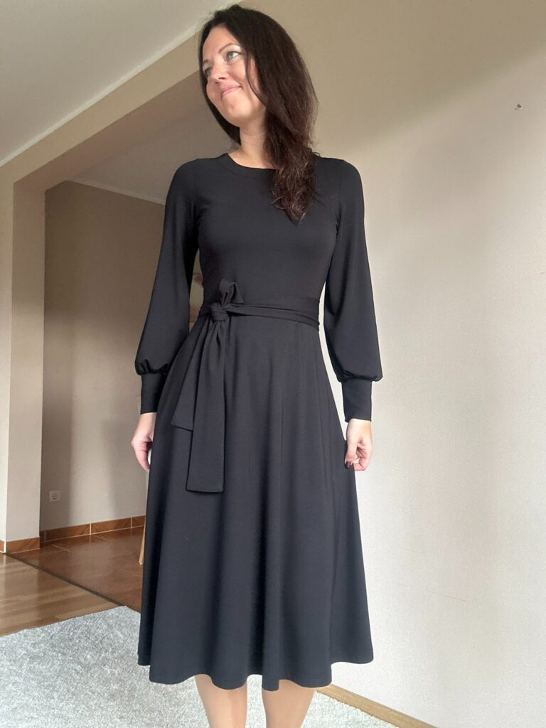 Black Dress - Image 7