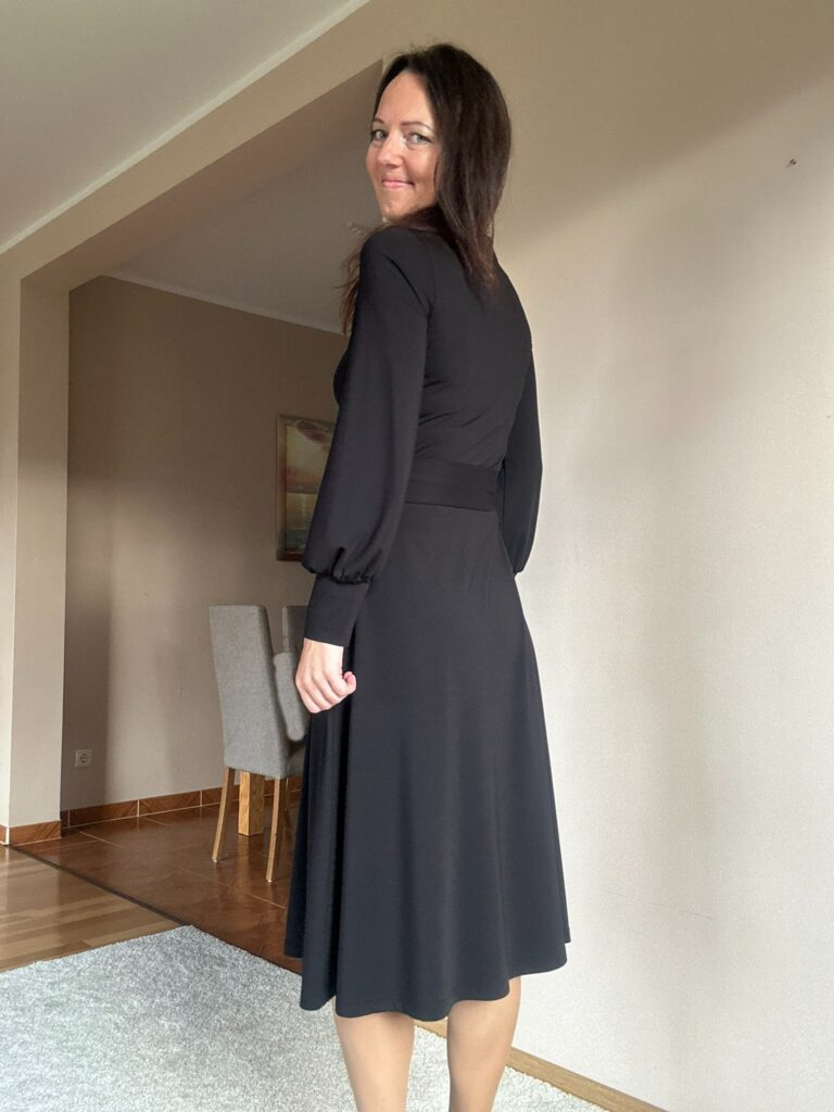 Black Dress - Image 2