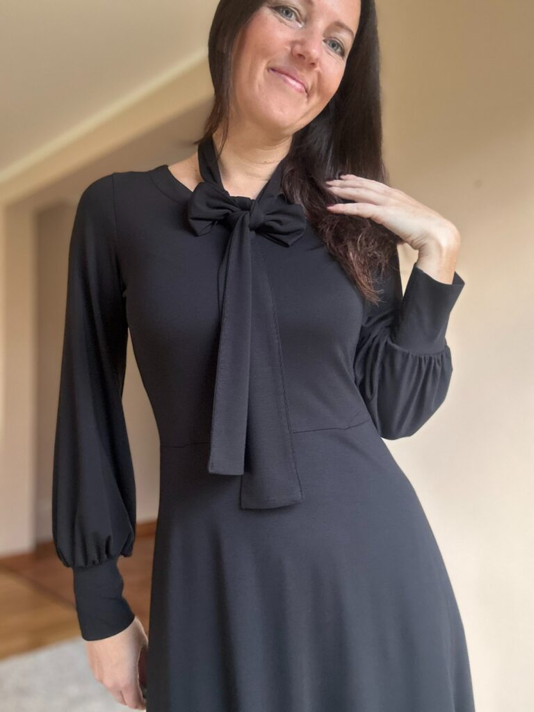 Black Dress - Image 4