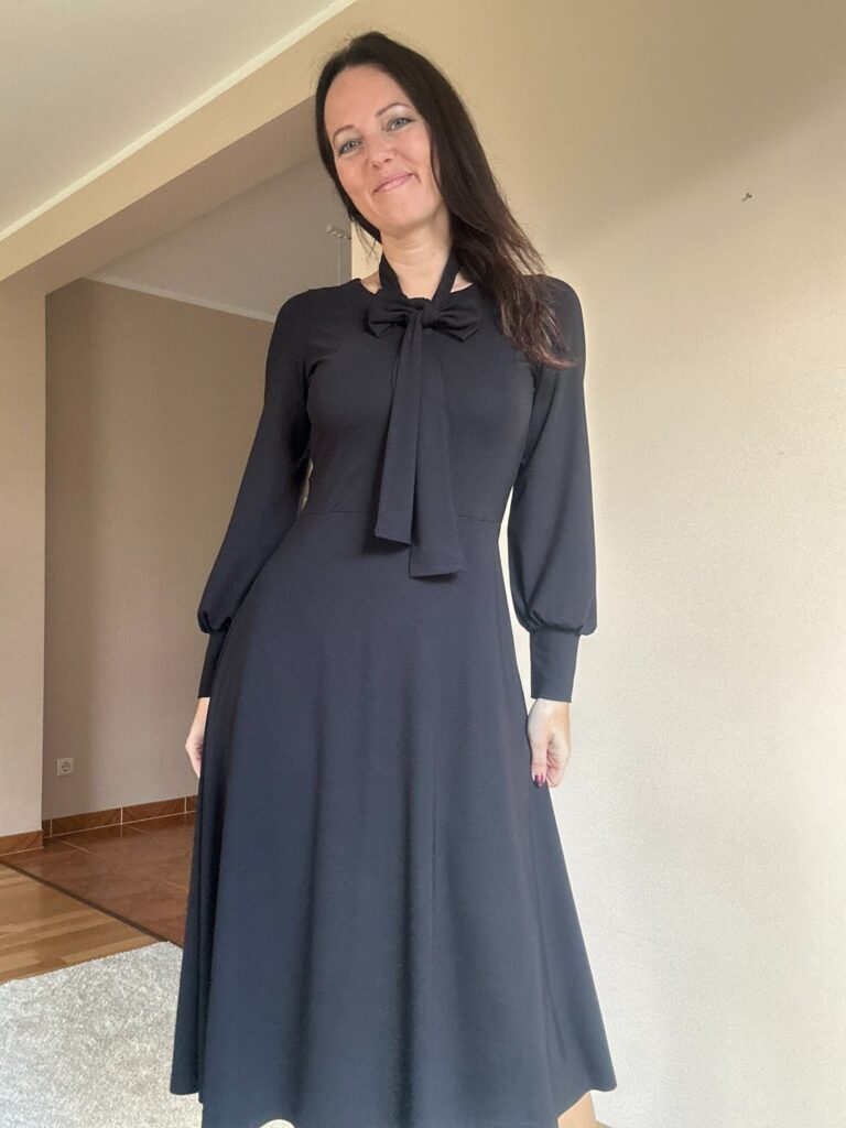 Black Dress - Image 3