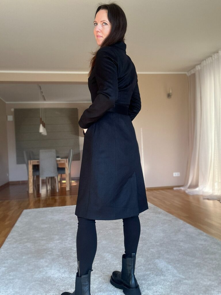 Black Coat, 80% Virgin Wool - Image 4
