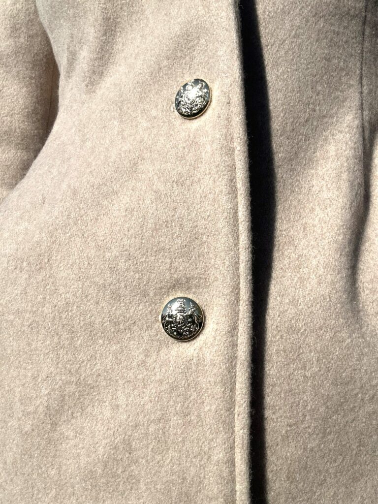 Camel Coat With Virgin Wool and Cashmere - Image 4