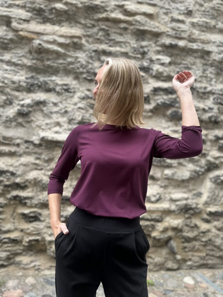 Bordoopunane pluus luksuslikust kangast - Image 4