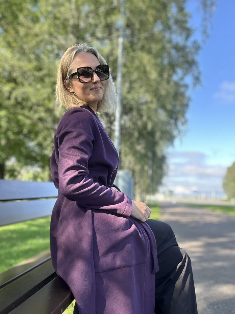 Ploomikarva luksuslik peenvillane kardigan kašmiiriga