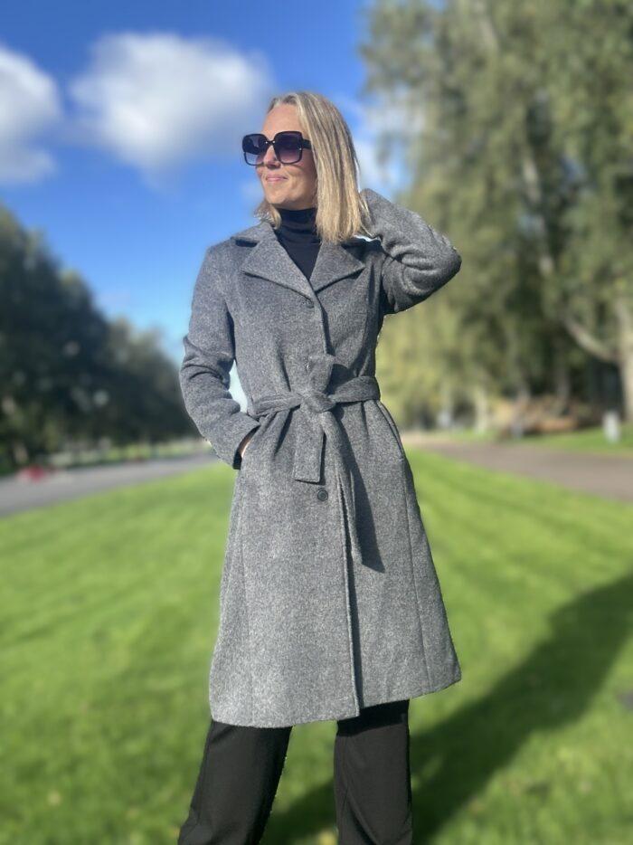 VALMIB TELLIMISEL! Hall luksuslik mantel peenvilla ja mohääriga - Image 5