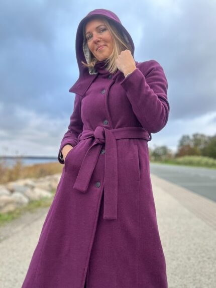 Violet Luxurious Winter Coat With Virgin Wool And Cashmere