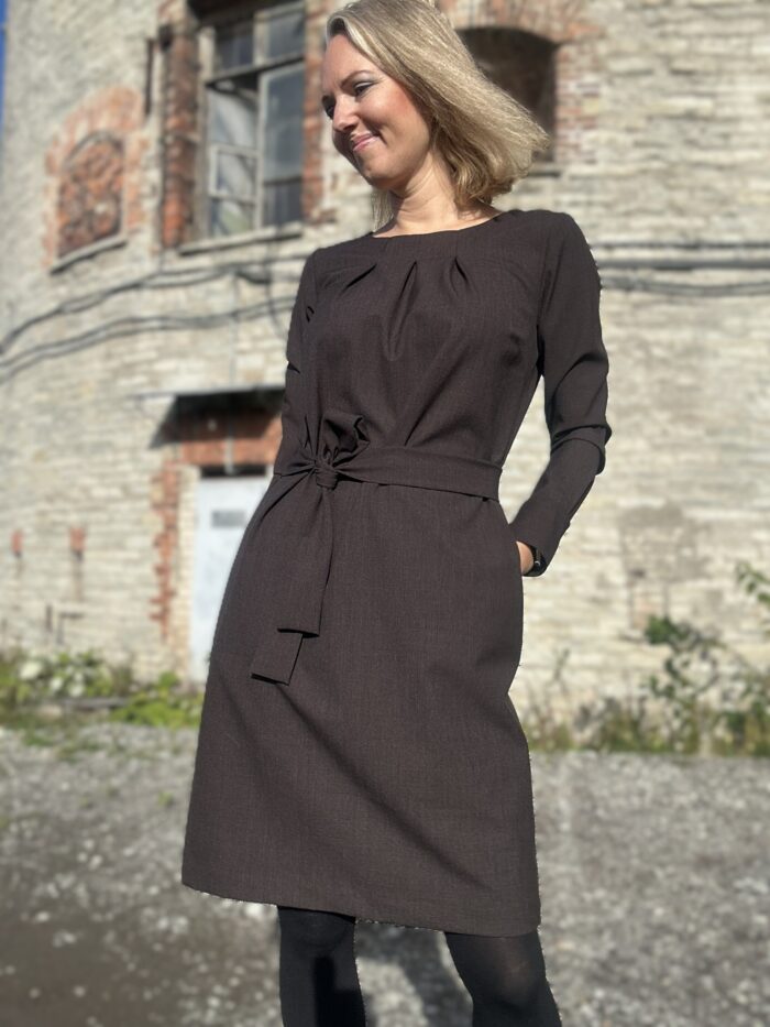 Brown Dress With A Belt - Image 3