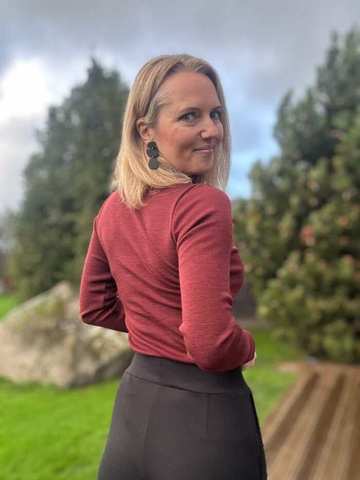 Bordoopunane kõrge kaelusega polo, 100% meriinovill - Image 4