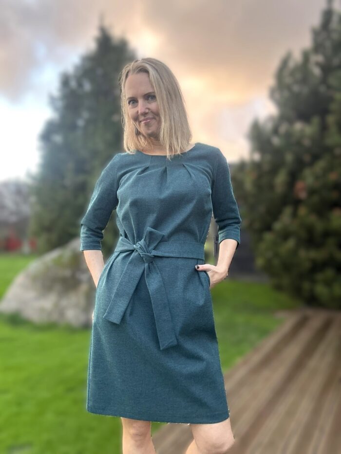 Roheline kleit vööga - Image 5