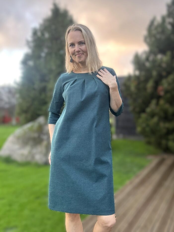 Roheline kleit vööga - Image 2